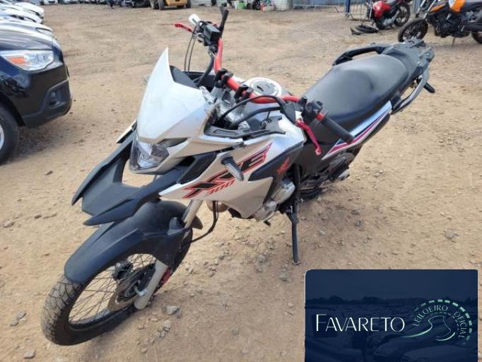 HONDA XRE 300 21/21