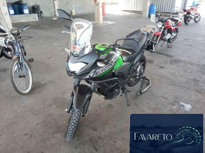 KAWASAKI VERSYS-X 21/21